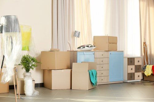Reliable moving support and route planning for South Kensington relocations