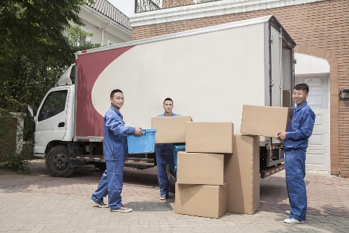 Removal van loading boxes during a South Kensington move