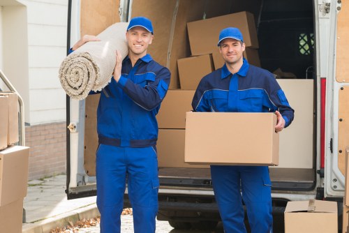 Packing boxes and moving materials for homes in South Kensington