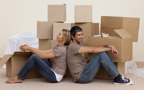 Local moving truck service for South Kensington flats and offices