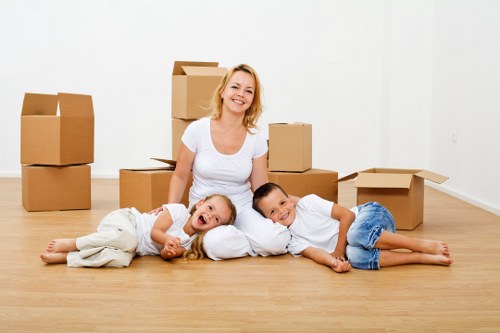 Careful furniture delivery service for South Kensington flats and apartments