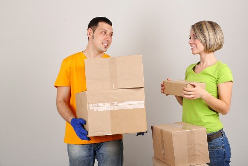 Careful packing and transport support for urgent South Kensington moves